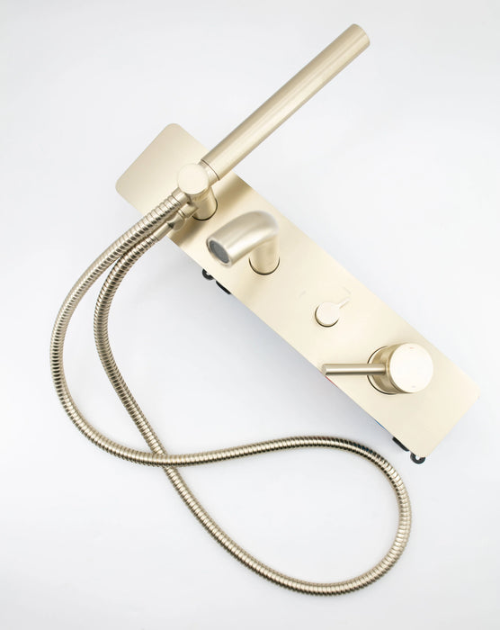 Agua Canada SAHARA Wall Mounted Round Tub Faucet