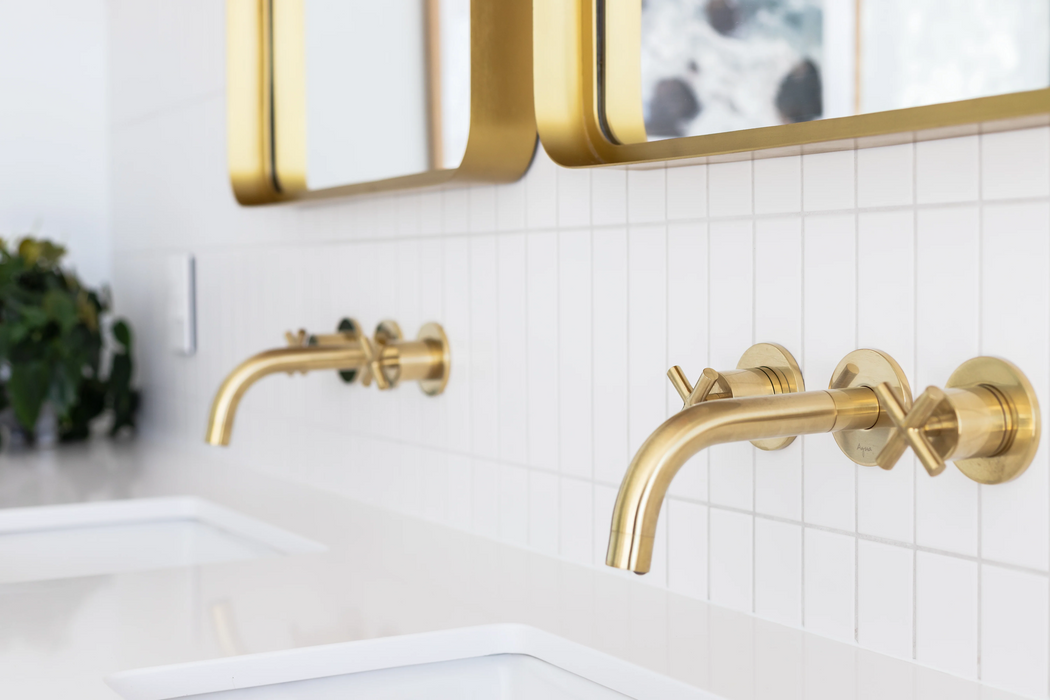 Agua Canada ROYALE 2 Handles Wall Faucet