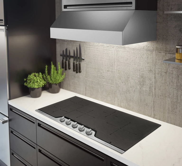 Frigidaire Professional 400 CFM Under Cabinet Range Hood