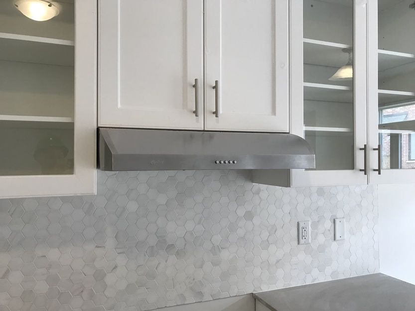 Cyclone 30" Classic Collection 570 CFM White Undermount Range Hood - CYB919R30W