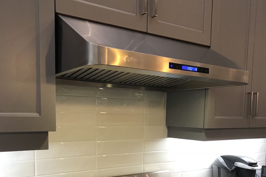 Cyclone 36" NA330R PRO Collection 680 CFM Undermount Range Hood
