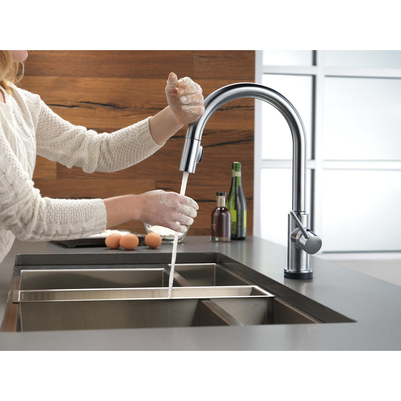 Delta Trinsic Single Handle Pull-Down Kitchen Faucet Featuring Touch2O Technology