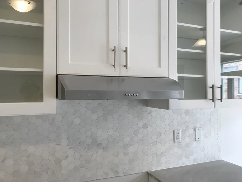 Cyclone Classic Collection 570 CFM Stainless Steel Undermount Range Hood - CYB919R30SS