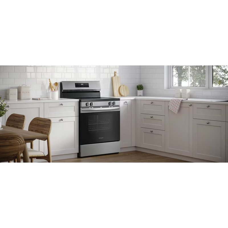 Frigidaire 30" Electric Range with the EvenTemp™ FCRE306CAS