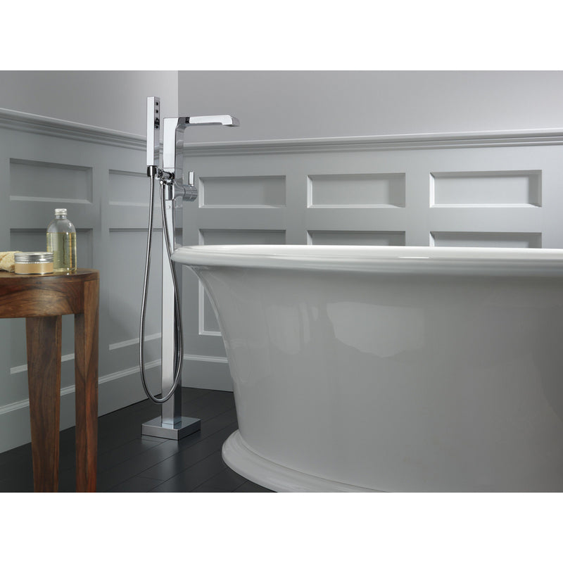 Delta Floor Mount Tub Filler with Handshower