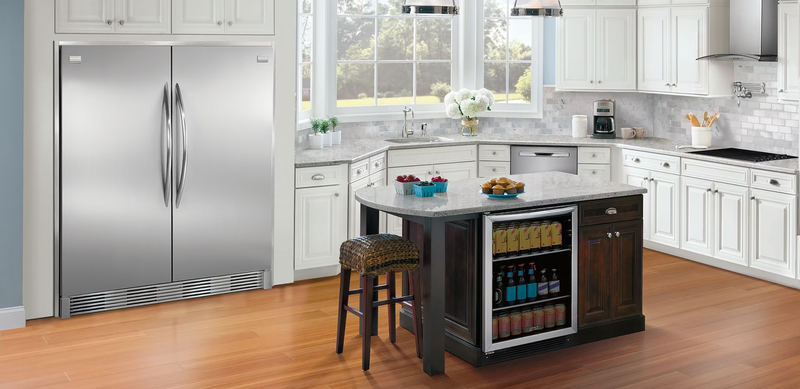 Frigidaire Gallery 5.3 cu. ft. Beverage Center with Glass Door in Stainless Steel