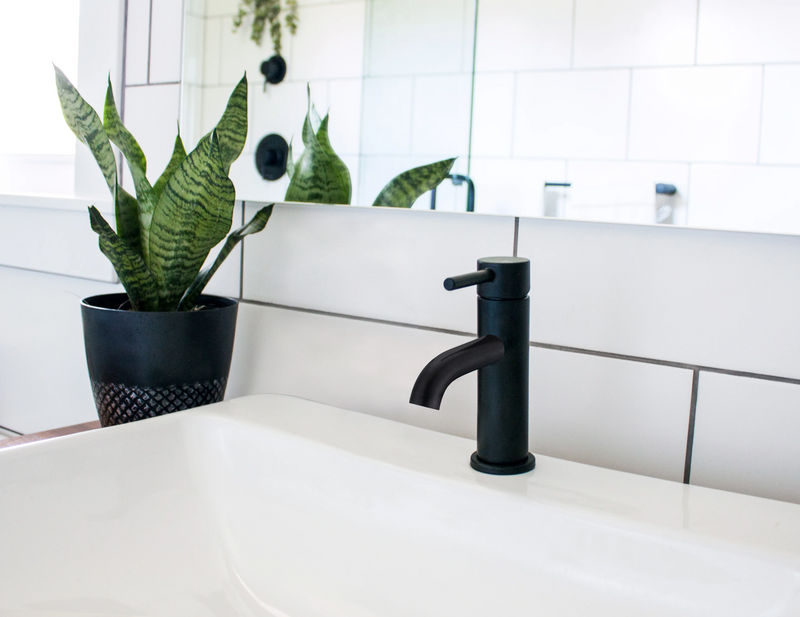 Agua Canada REBECCA Round Basin Faucet