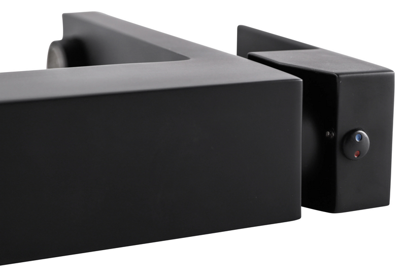 Agua Canada ROBERTO Square Vessel Faucet