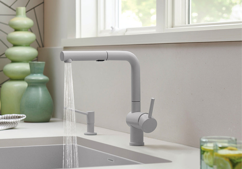 Blanco Linus Pull-Out 1.5 GPM Low Flow Kitchen Faucet