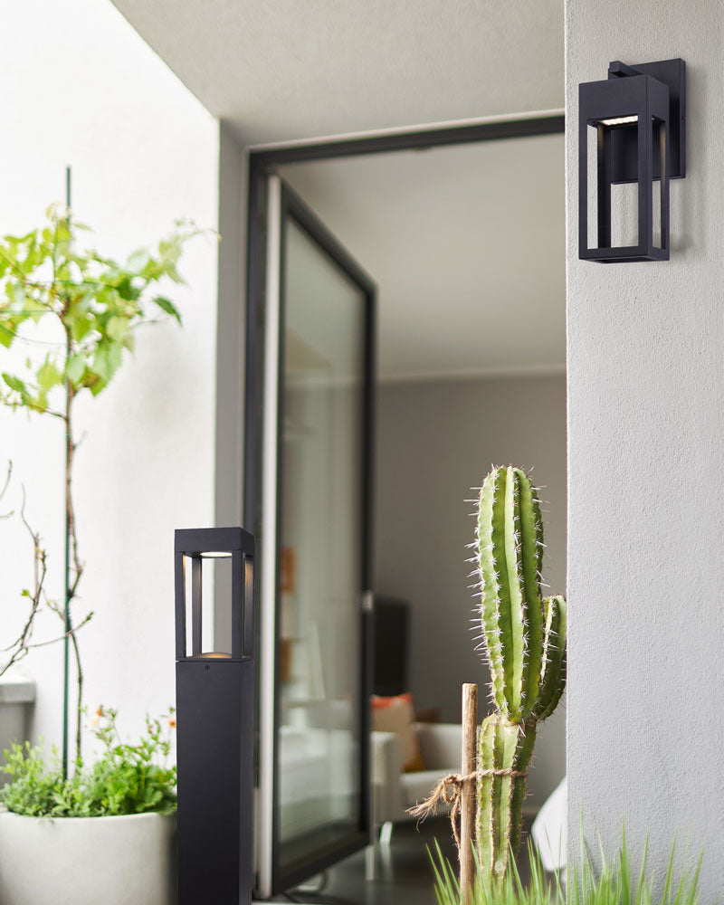 Canarm FAE LED Black Outdoor Lawn Light